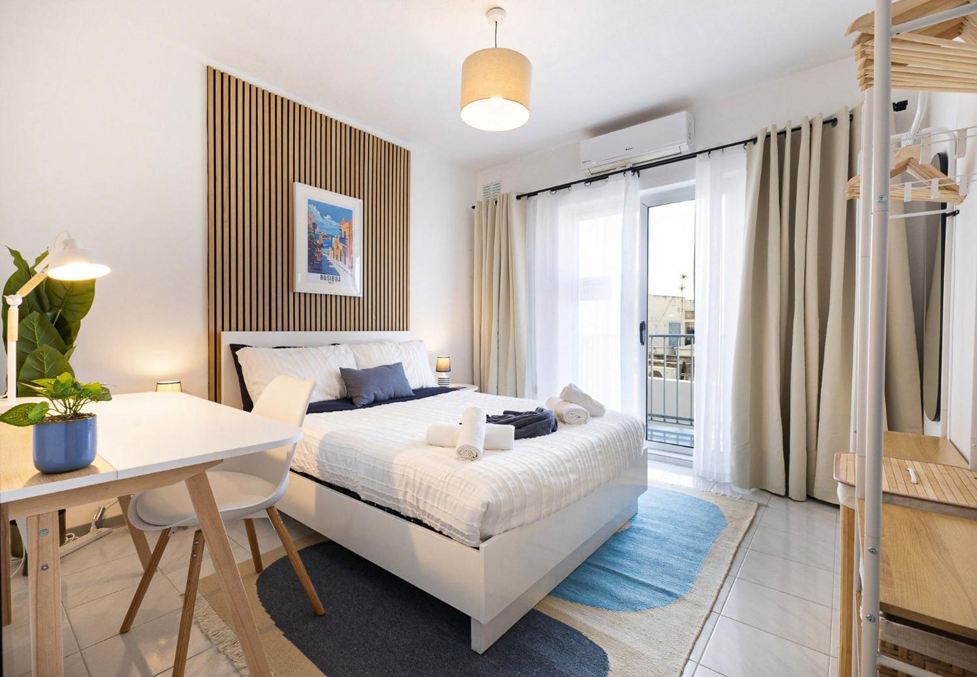 Spacious 2Br Penthouse With A Large Front-Terrace - Close To Bugibba Perched Beach Σεντ Πόλς Μπέι Εξωτερικό φωτογραφία